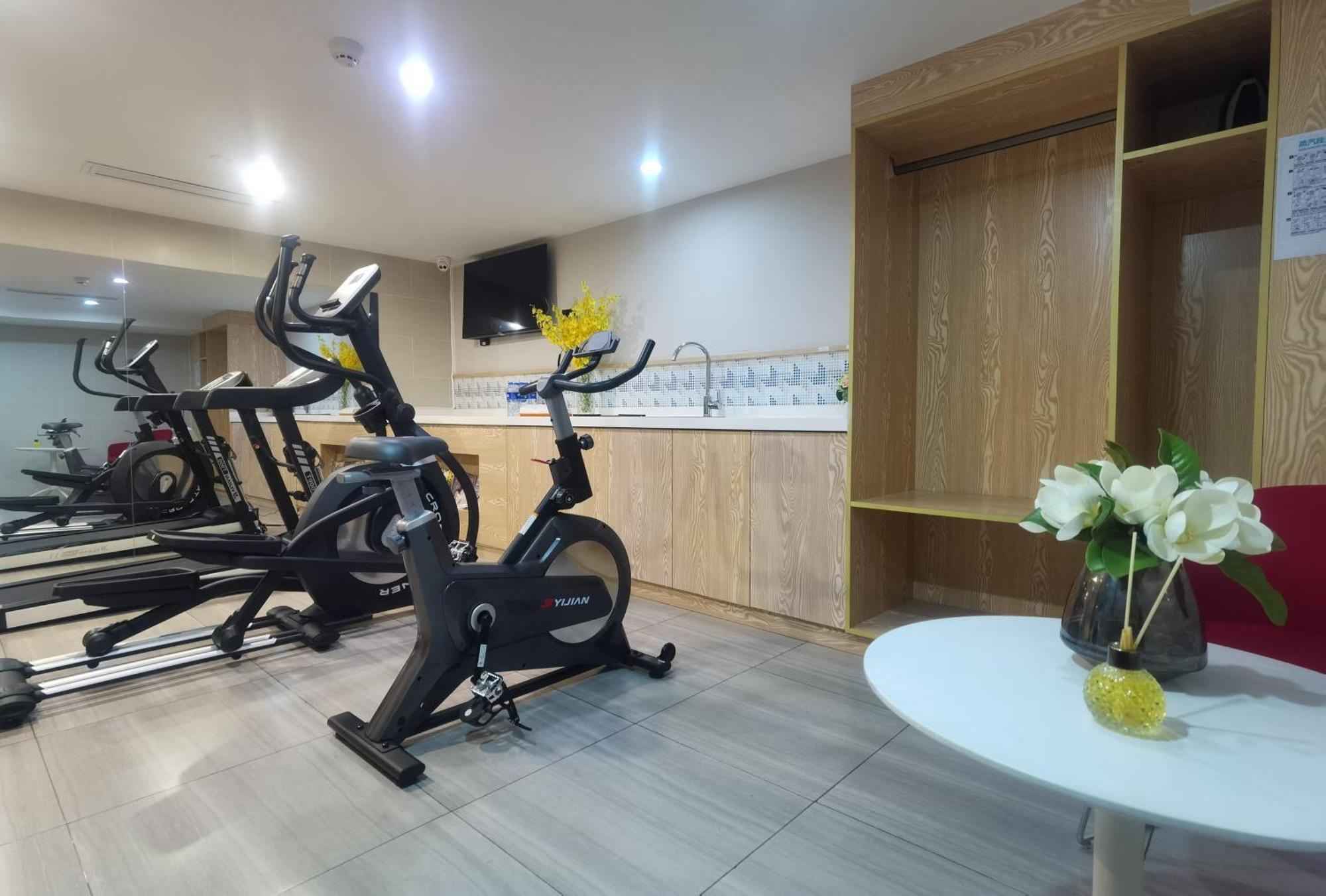 Holiday Inn Express Shanghai Gubei, an IHG Hotel Bagian luar foto